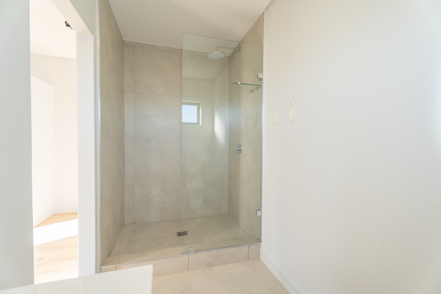 To Let 2 Bedroom Property for Rent in Newinbosch Western Cape